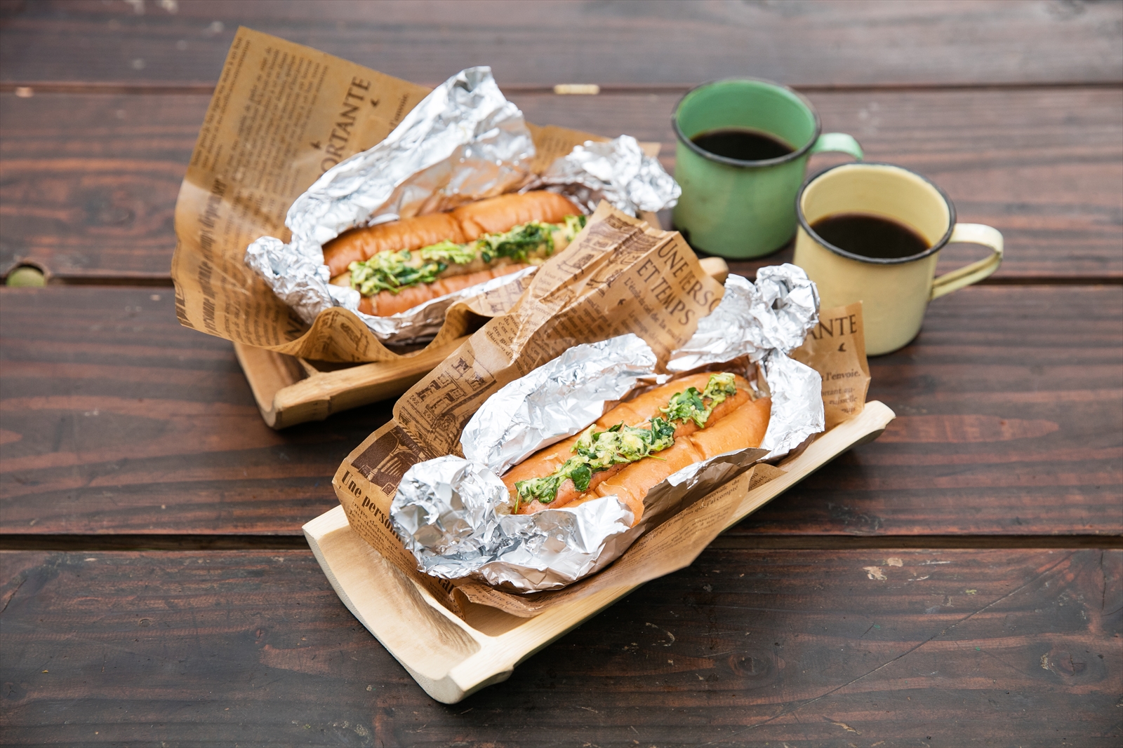 ふっくら蒸しあがる 焚き火ホットドック カレーと香りのキャンプ料理 エスビー食品がお届けするアウトドア料理 カレーのレシピサイト